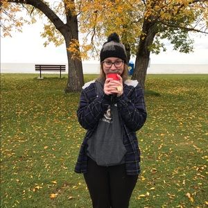 Meet your Posher, Jillian